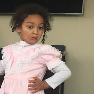 Meet your Posher, Rebecca